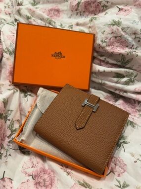 Cognac Brown Textured Leather Bearn Wallet with Silver Hardware
